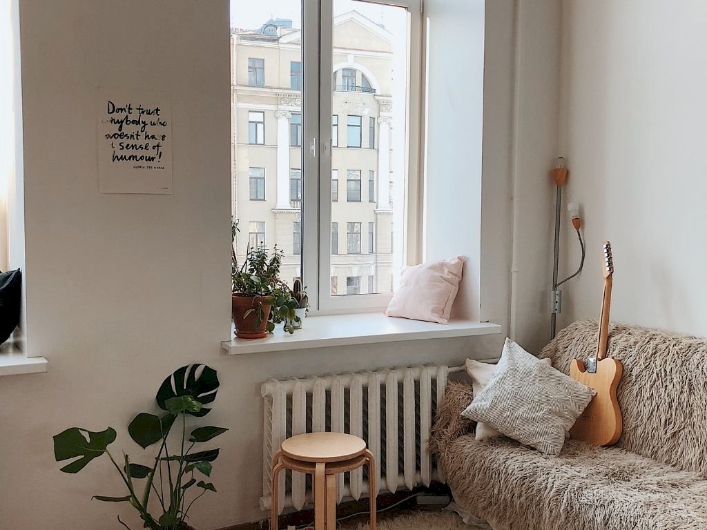 Mới ra trường đi làm, tiết kiệm được 1 tỷ, nên Thuê nhà hay Mua nhà?