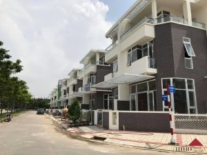 Nhà ở từ 3 tầng trở lên phải thuê nhà thầu khảo sát, thiết kế